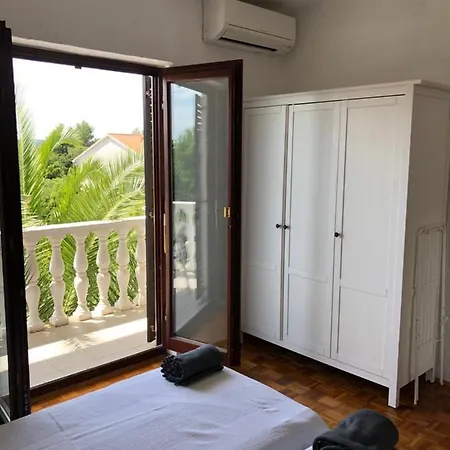 Ap Brine 2 Apartment